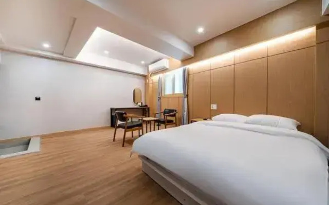lime hotel