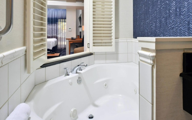 Fairfield Inn & Suites Santa Cruz - Capitola
