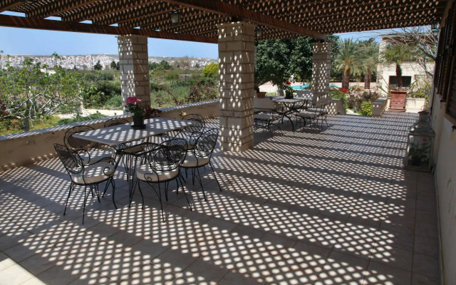 Elaia Villas