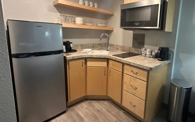 AmericInn by Wyndham Menominee