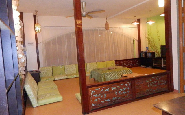 Travellers Planet Hotel & Guest House