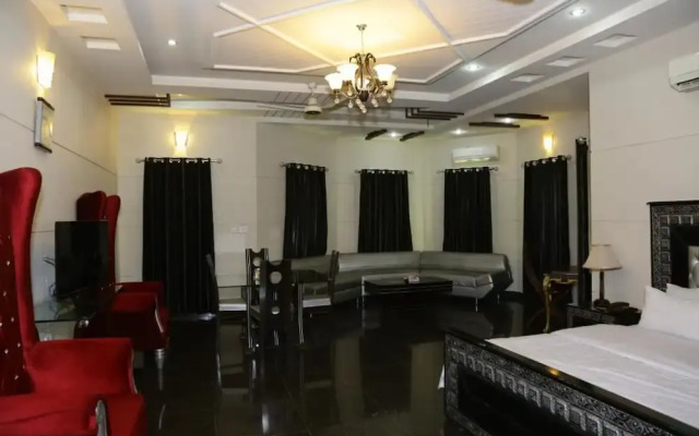 Midway Hotel & Resturant