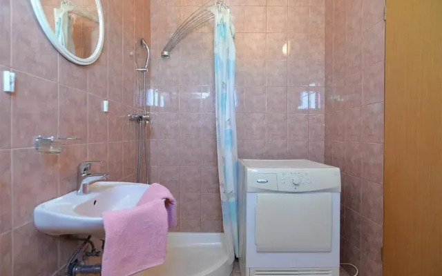 Spacious Apartment in Peroj With Terrace