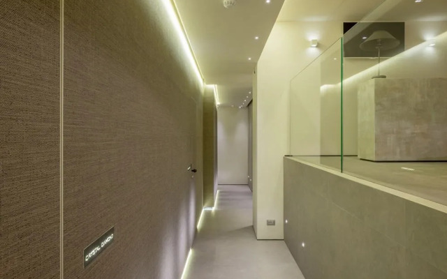 Room 230 Roma Luxury Suites