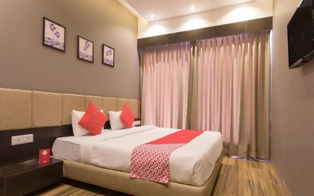 OYO 13012 Hotel HR Greens