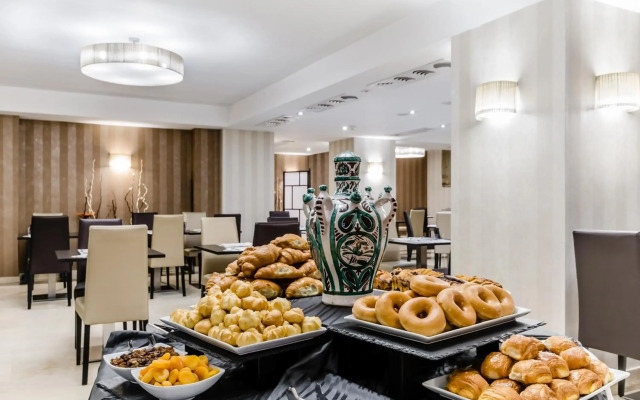 Hotel Reina Cristina