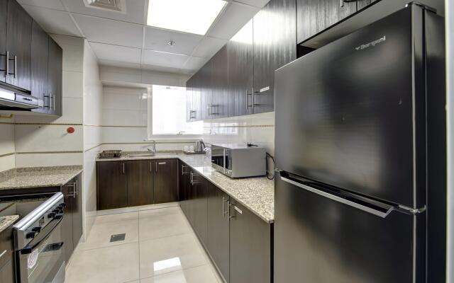 Royal Regency Suites Dubai Marina Hotel