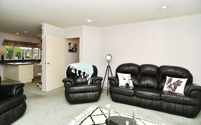 Russley Hideaway CHC Holiday Homes