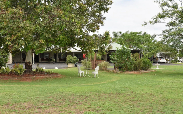 Chinchilla Motel