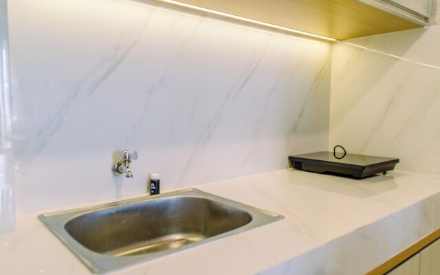 Comfort And Serene 2Br At Urban Heights Apartment