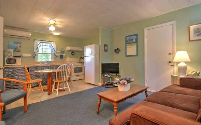 Sandy Neck Motel
