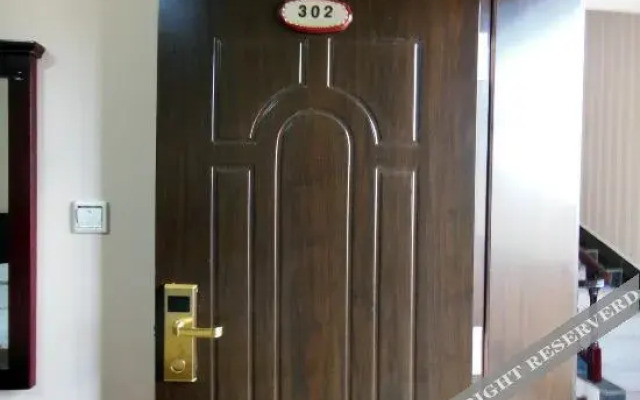 OYO DaLiYuLongTingHaiHotel