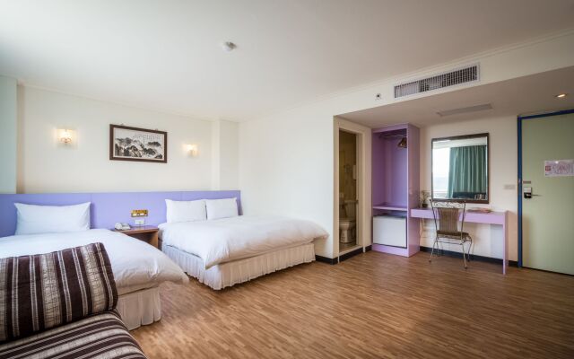 Apple Hotel