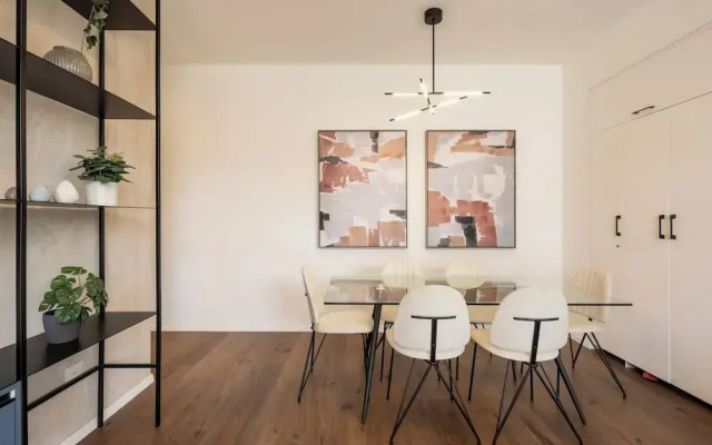 Modern Cozy Dream by Sea N' Rent