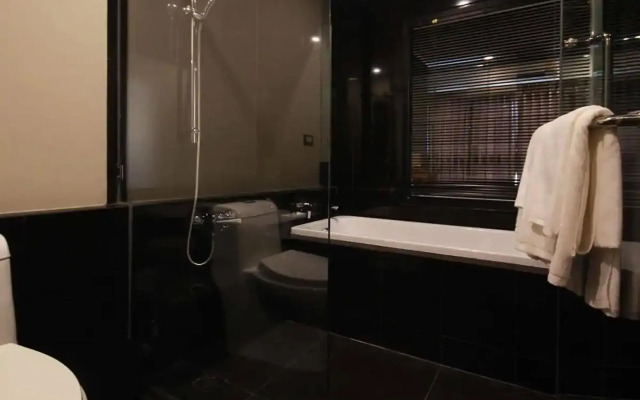 Sereine Sukhumvit 39
