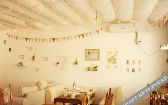 Lovely Journey International Youth Hostel