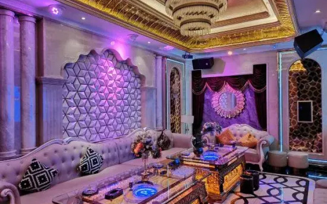 Dingzun Business Hotel