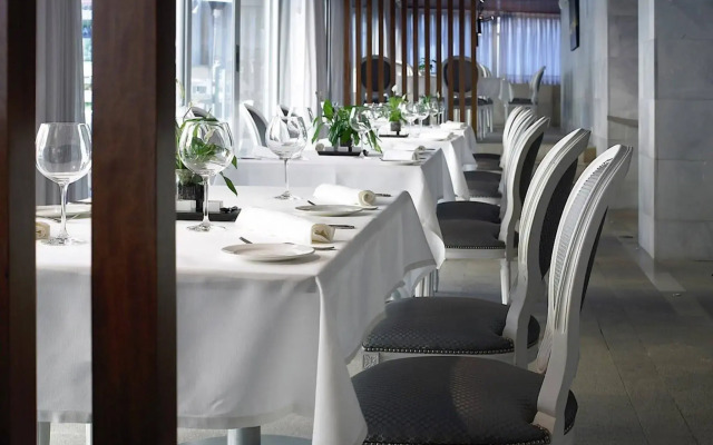 Hospes Palacio de los Patos, a Member of Design Hotels