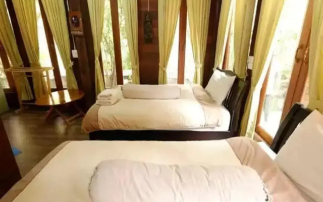 Black Ant Coffee & Resort