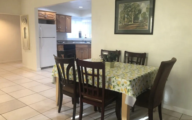 Comfy 3 Bedroom Home