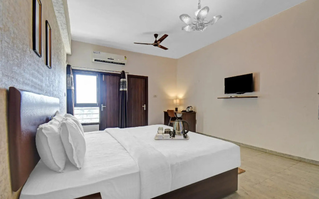 Classio Suites By Oyo Rooms