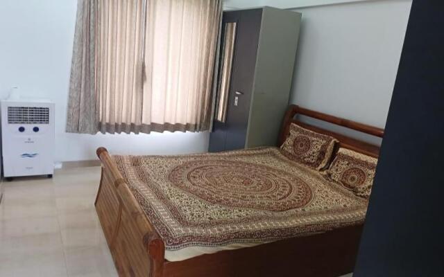 2bhk fully furnished flat
