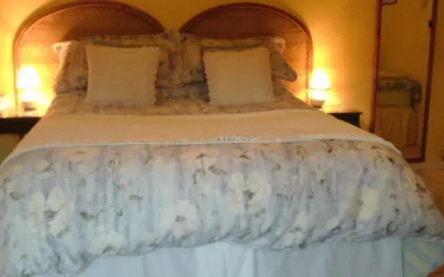 B&B Brookside Cottage