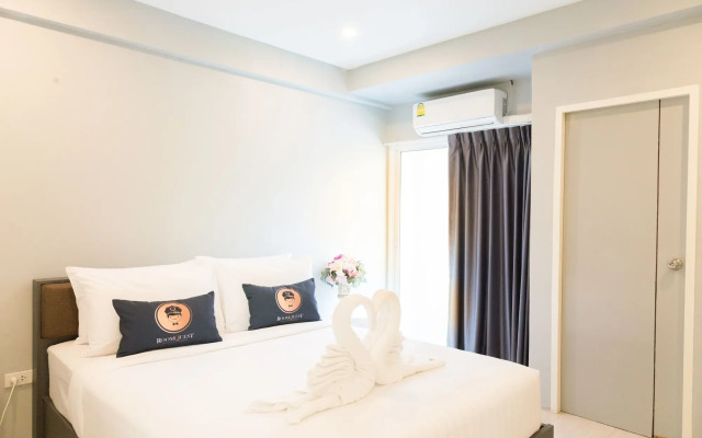RoomQuest Bangkok Don Mueang Airport 1