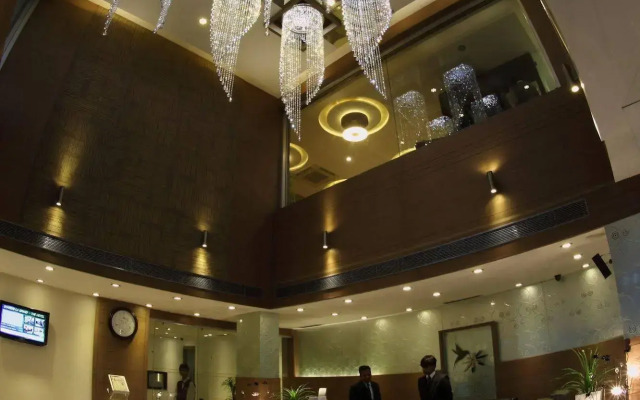 Pearl Hotel & Banquets
