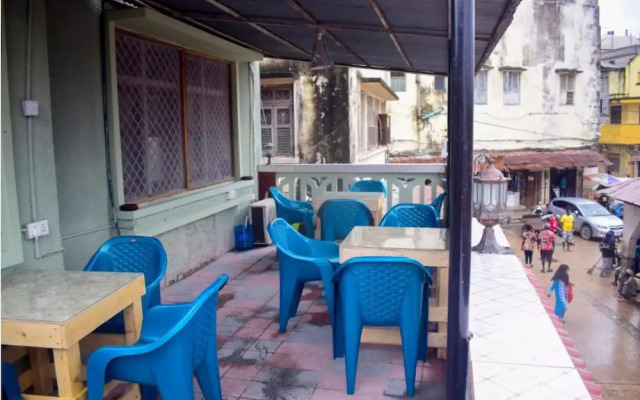 Rafiki Apartment Hotel
