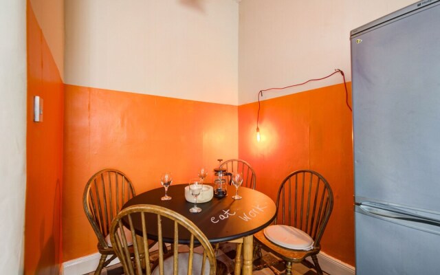 Perfectly Situated Glasgow 2 Bed Apartment