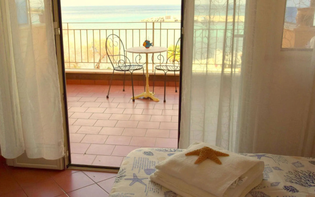 Palermo Mare Holidays