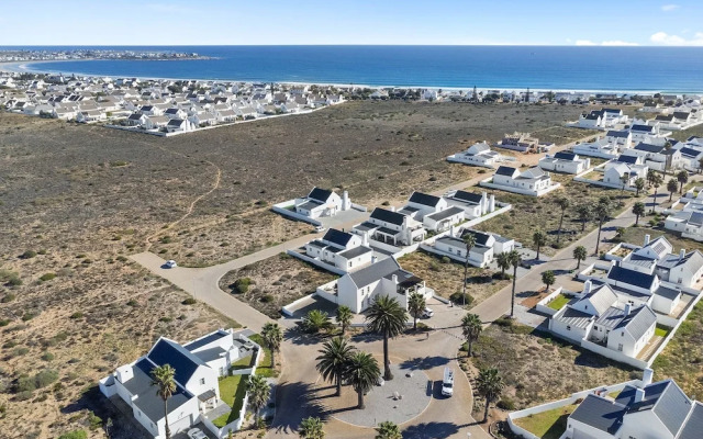 Lampiesbaai Beach House