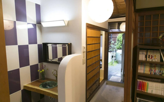 Guesthouse Tomari-ya Caters to Women