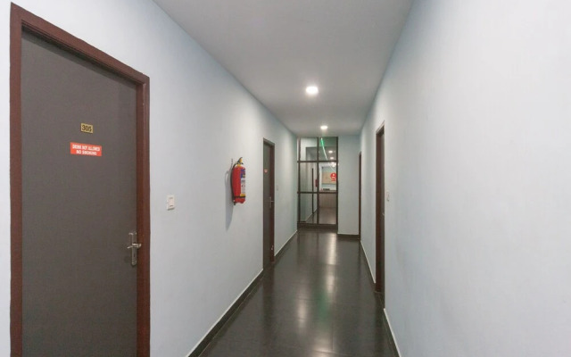 OYO 16117 Grace Residency
