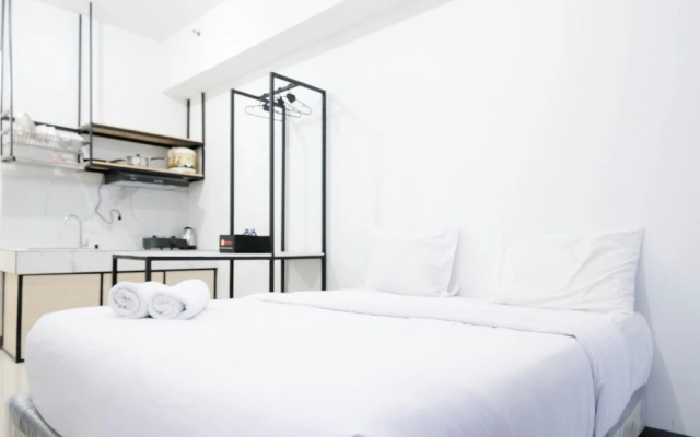 Cozy Stay Studio Apartment With Access To Mall At Supermall Mansion – Guest Rooms – Surabaya