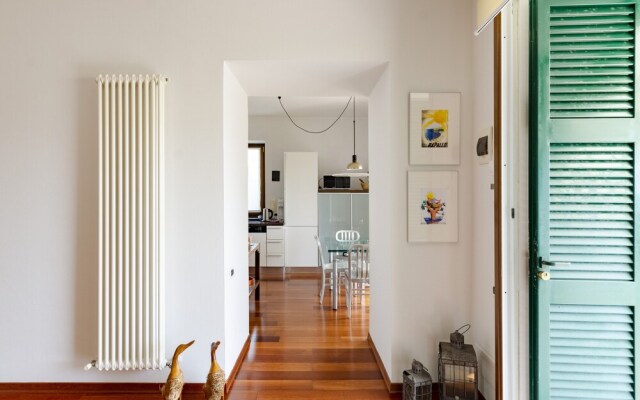 JOIVY Inviting Flat with Garden and Sea View in Rapallo