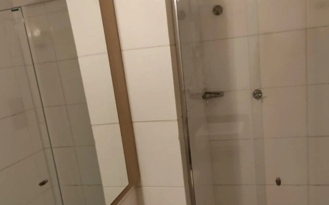 Flat Central