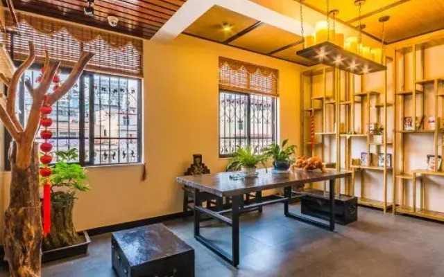 Gujia Hotel