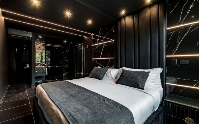 Hotel Four