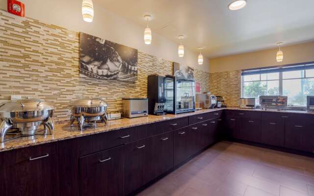 Best Western Plus Miami Airport North Hotel & Suites
