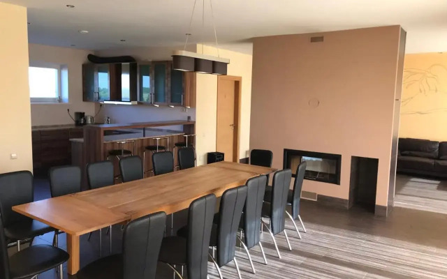 Guest House Lenkas