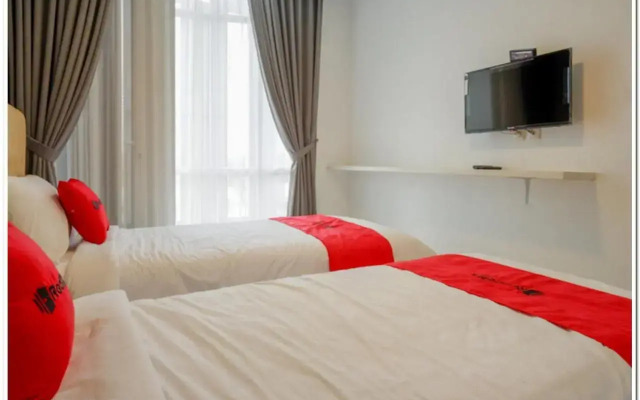 RedDoorz Plus @ Madukoro Raya Semarang