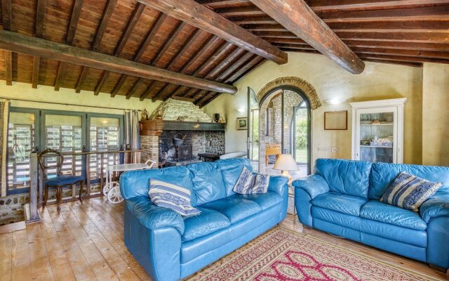 Villa Ademollo with Pool in Chianti Hills