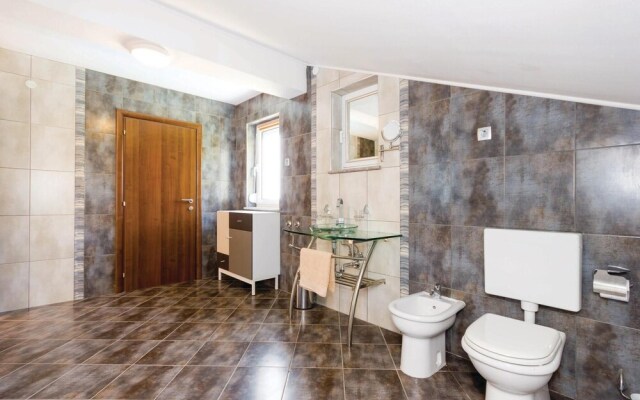 Amazing Home in Bregi With Sauna, Wifi and 4 Bedrooms