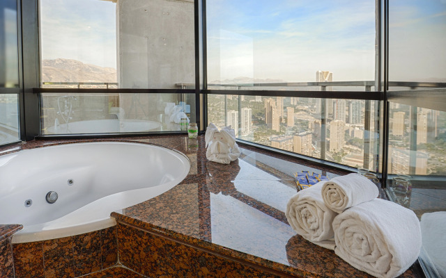 Отель Gran Bali