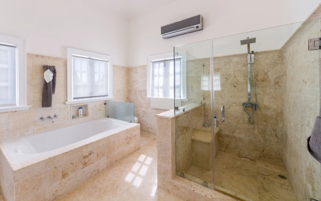 Luxury 2-level villa in Punta Cana