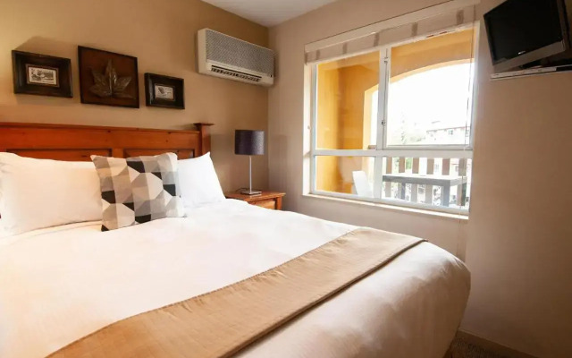 Bear Lodge One Bedroom by MVA