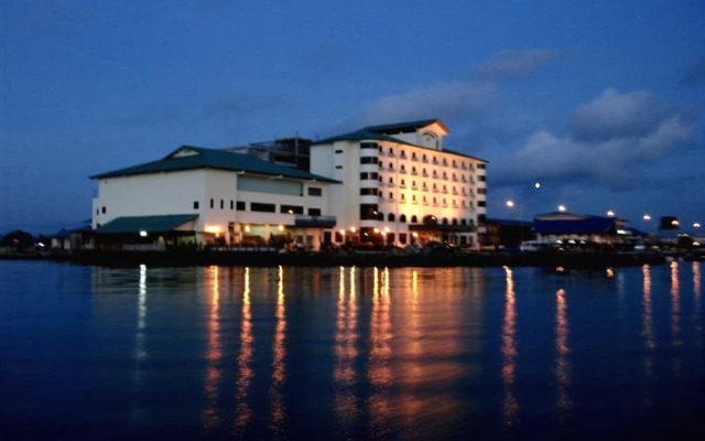 Seafest Hotel