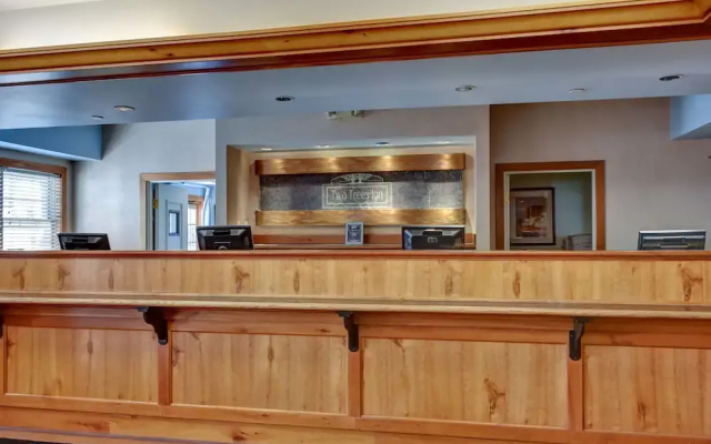 Two Trees Inn at Foxwoods